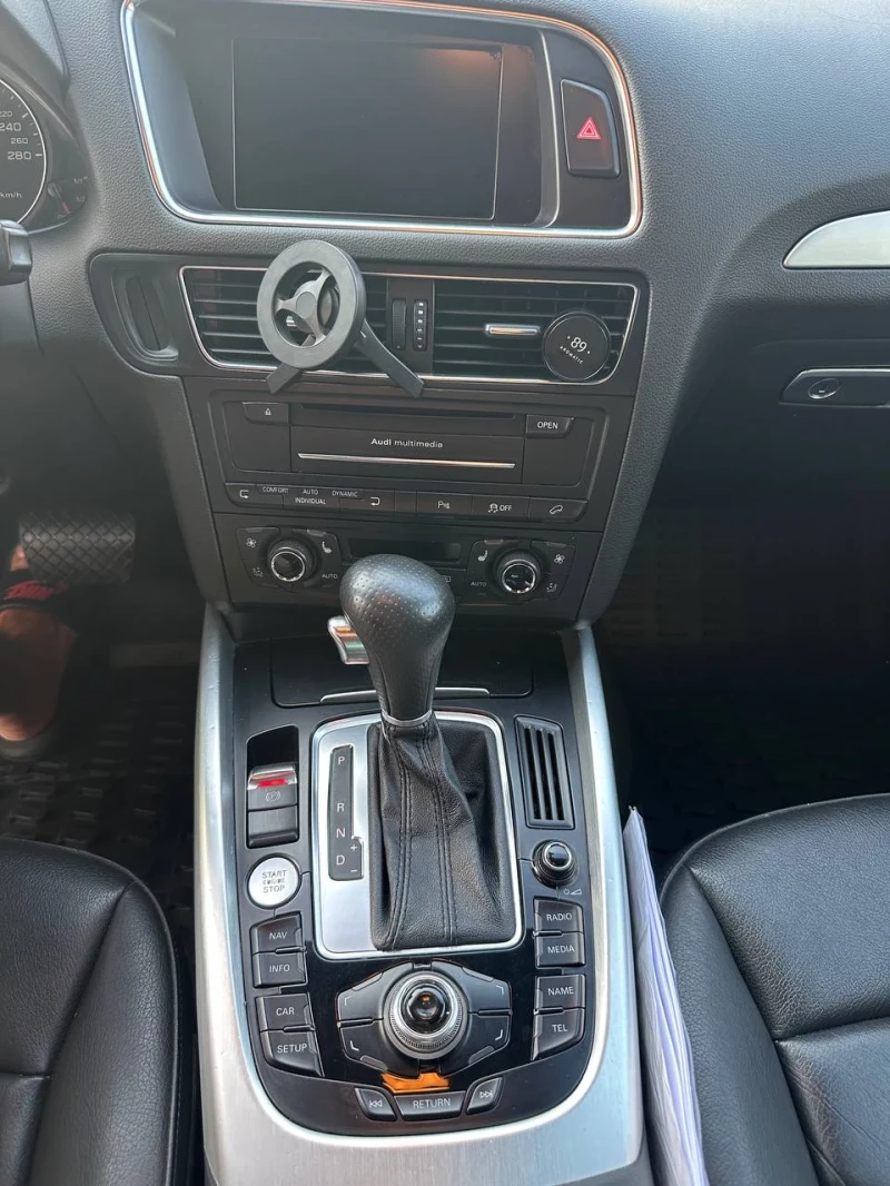 Audi Q5 3.2 V6 FSI Quattro, S-Line Premium Plus, снимка 15 - Автомобили и джипове - 52487448