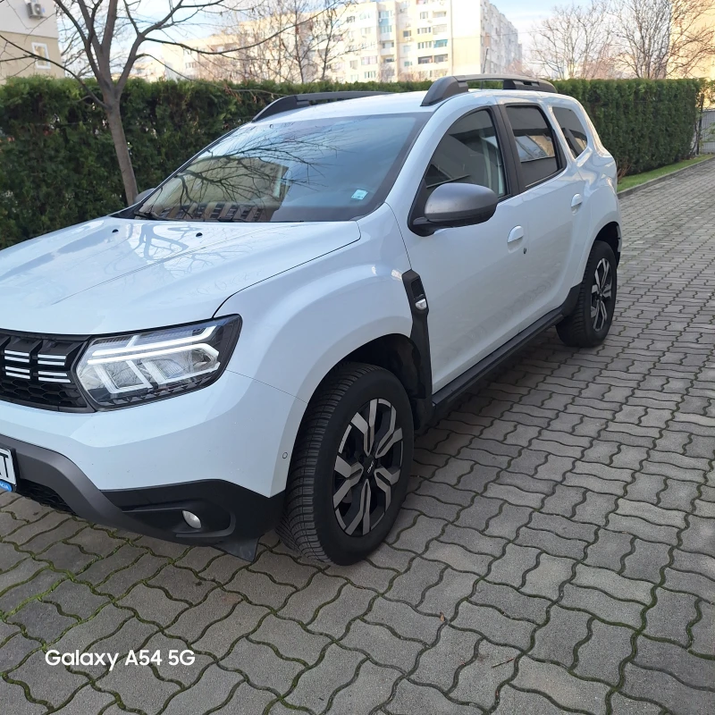 Dacia Duster, снимка 3 - Автомобили и джипове - 52836952