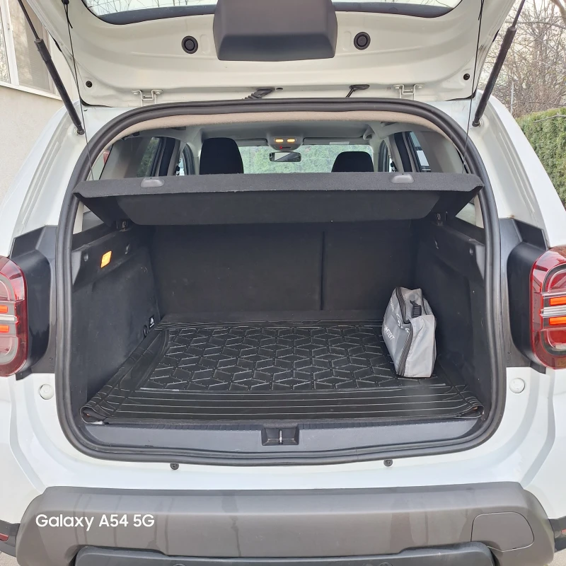 Dacia Duster, снимка 5 - Автомобили и джипове - 52836952