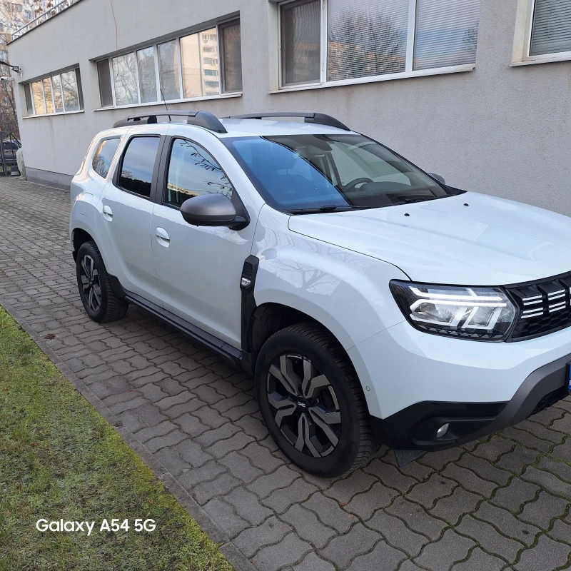 Dacia Duster, снимка 4 - Автомобили и джипове - 52836952