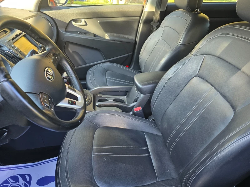 Kia Sportage 2.0crDi 184 к.с. 4Х4, снимка 10 - Автомобили и джипове - 52935699