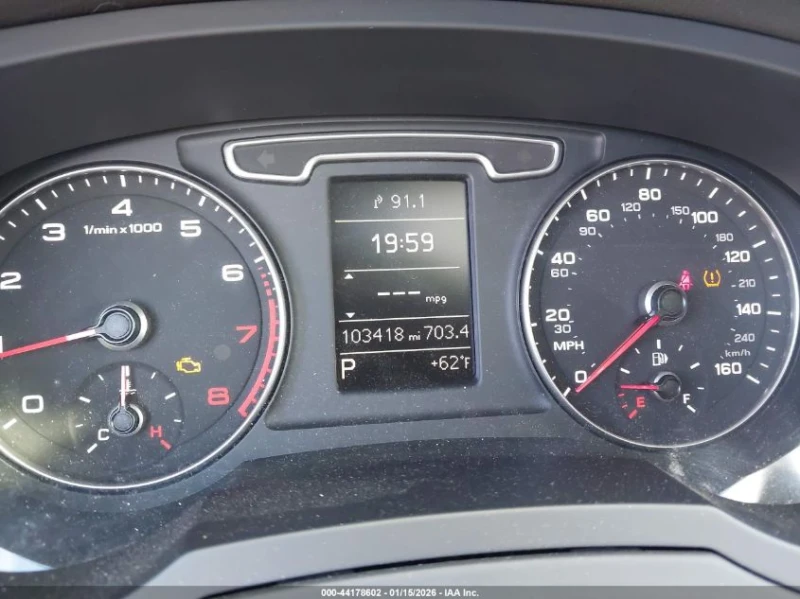 Audi Q3 2l 2.0T Premium Plus, снимка 7 - Автомобили и джипове - 53324319