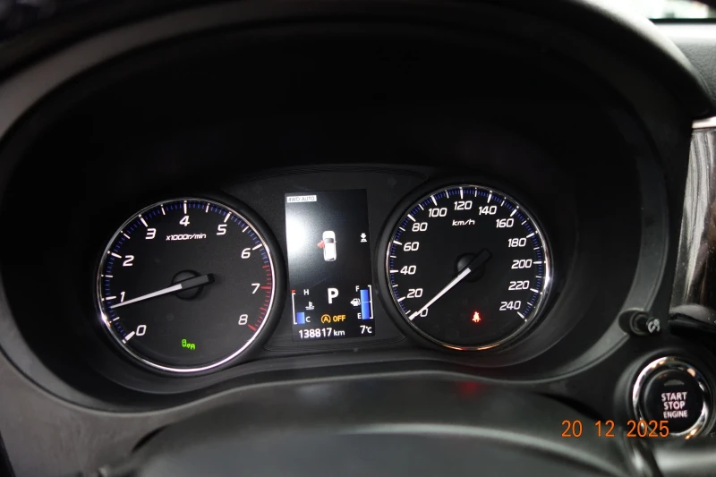 Mitsubishi Outlander, снимка 5 - Автомобили и джипове - 53355281