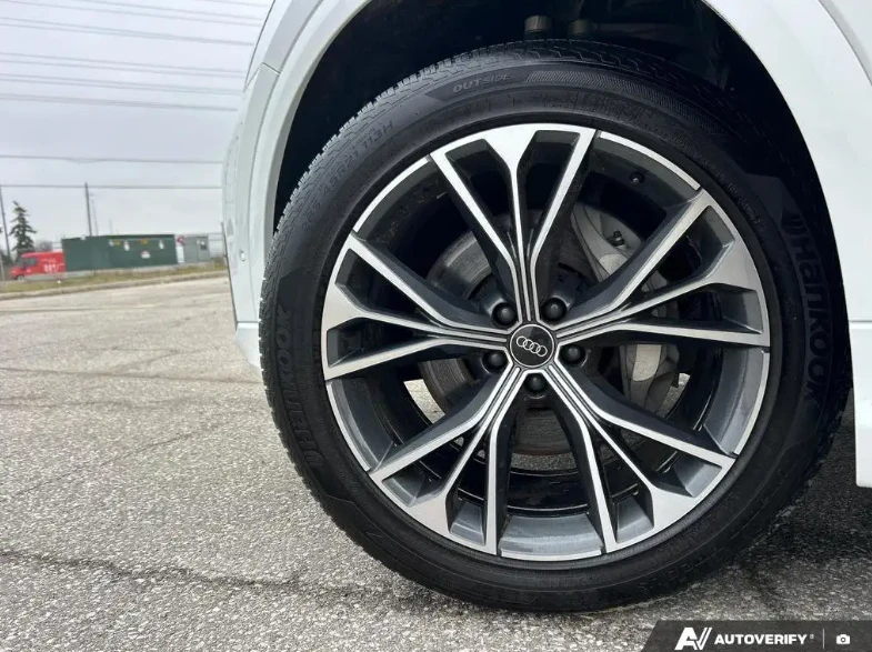Audi Q7 ДИСТРОНИК | ПАНОРАМА | БЕЗ ИНЦИДЕНТИ, снимка 15 - Автомобили и джипове - 56114105