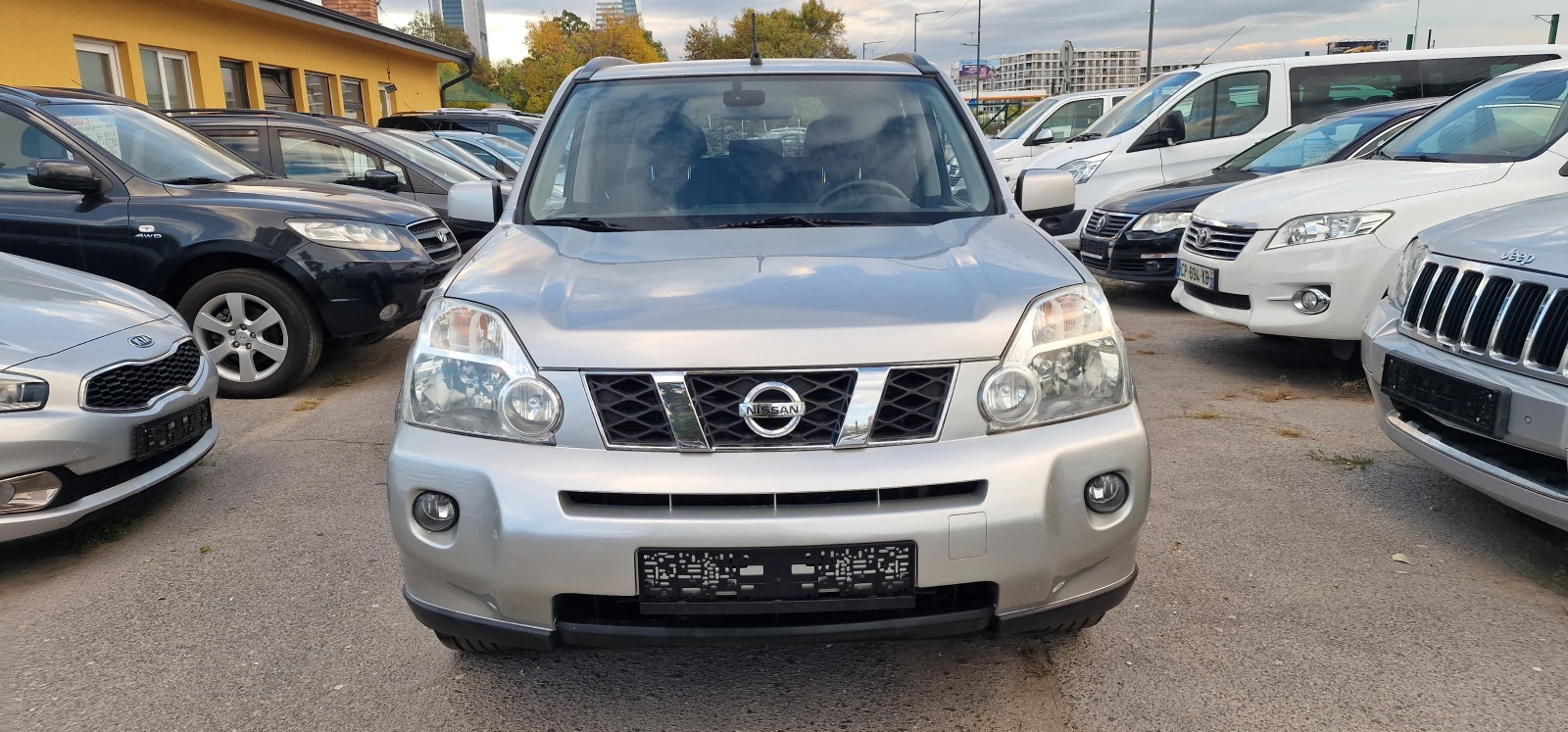 Nissan X-trail 2.5i 4x4 LE Bluetooth автопилот - изображение 2