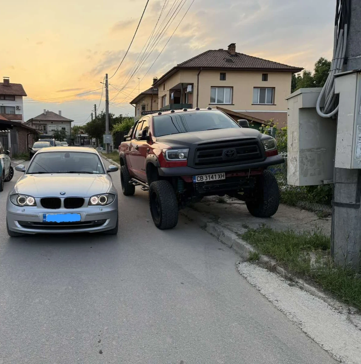 Toyota Tundra 5.7 V8  - изображение 3