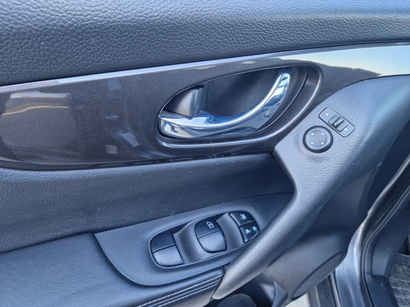 Nissan X-trail  /  44 | Mobile.bg   11