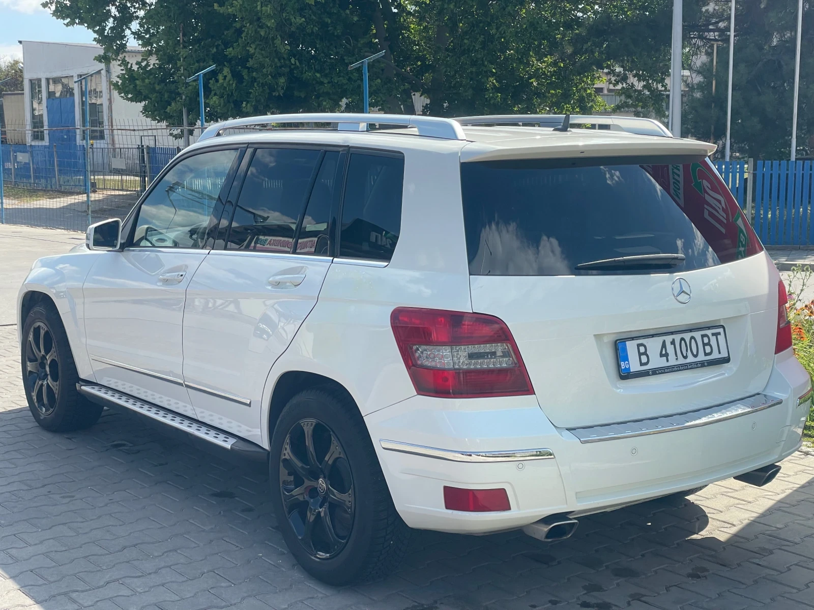 Mercedes-Benz GLK 320cdi 4X4 ПАНОРАМА, ПОДГРЕВИ, НАВИГАЦИЯ, ПЕРА F1 - изображение 4