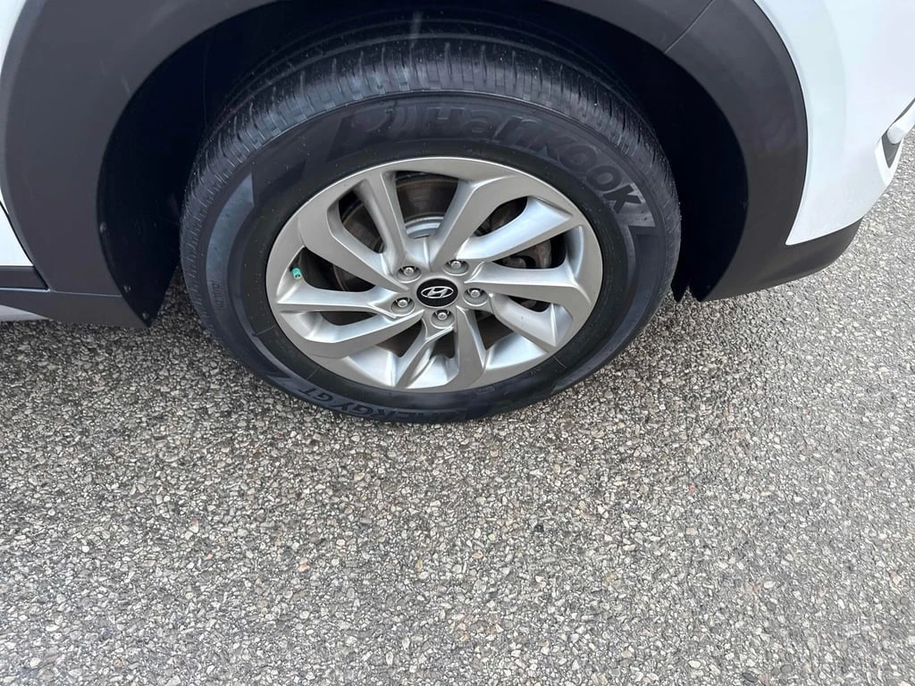 Hyundai Tucson * Premium * CARFAX * БЕЗ ПЪРВОНАЧАЛНА ВНОСКА - изображение 7