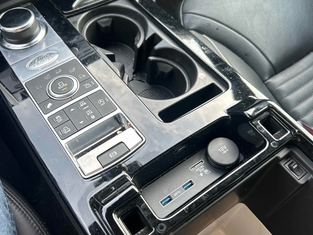 Land Rover Discovery * HSE Luxury * CARFAX * ��� ������������ ������ | Mobile.bg � ����������� 10