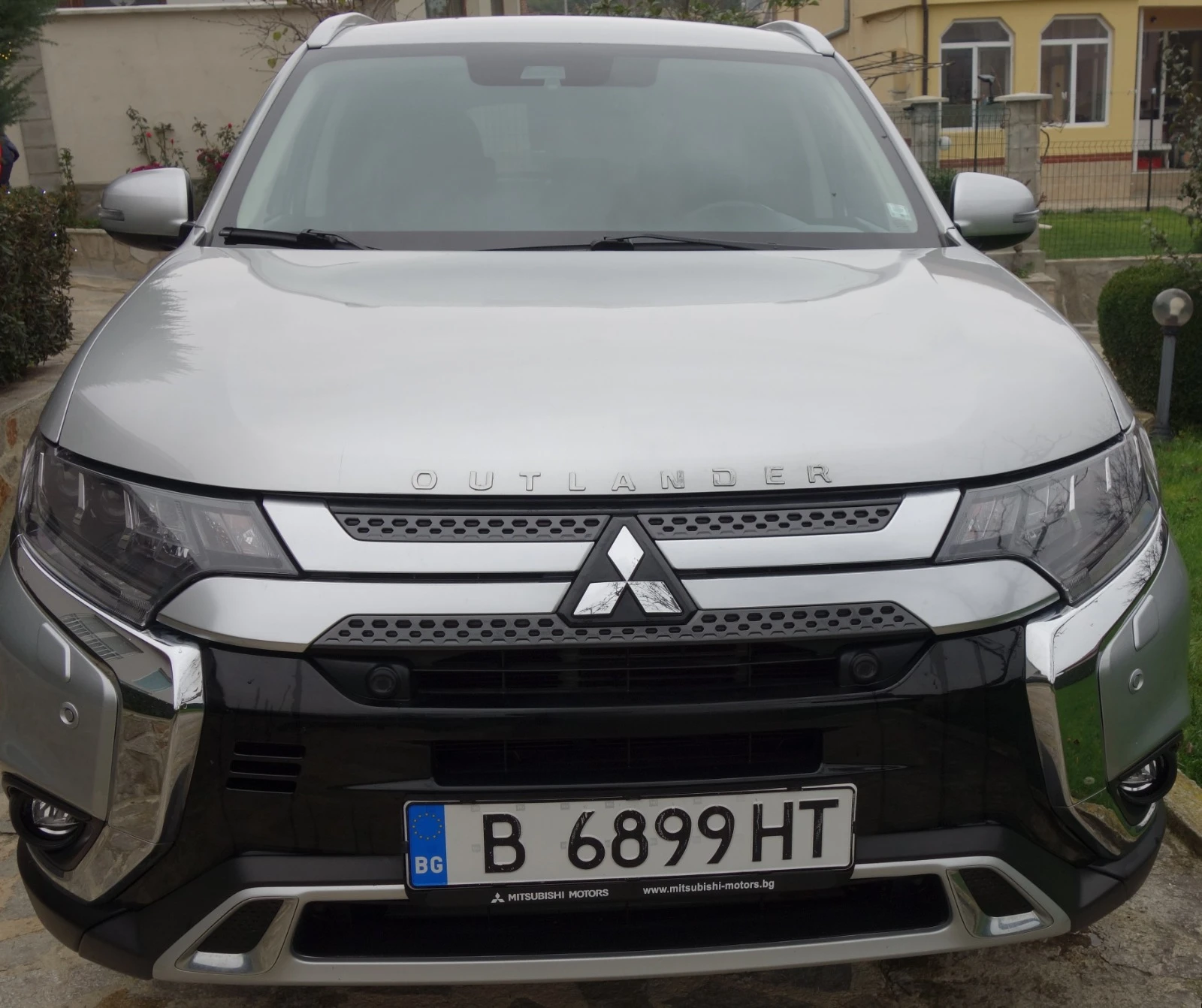 Mitsubishi Outlander  - изображение 2