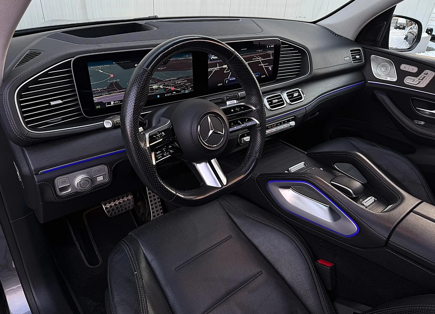 Mercedes-Benz GLE 300 d 4MATIC AMG-Line, снимка 8 - Автомобили и джипове - 53717830