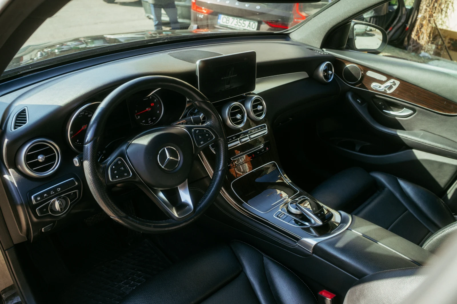 Mercedes-Benz GLC 300  4MATIC AMG PACK 152600 КМ 9G TRONIC, снимка 6 - Автомобили и джипове - 53849335