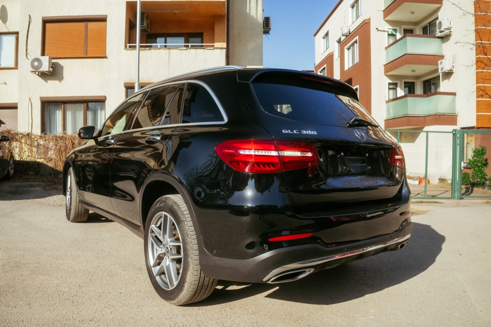 Mercedes-Benz GLC 300  4MATIC AMG PACK 152600 КМ 9G TRONIC, снимка 4 - Автомобили и джипове - 53849335