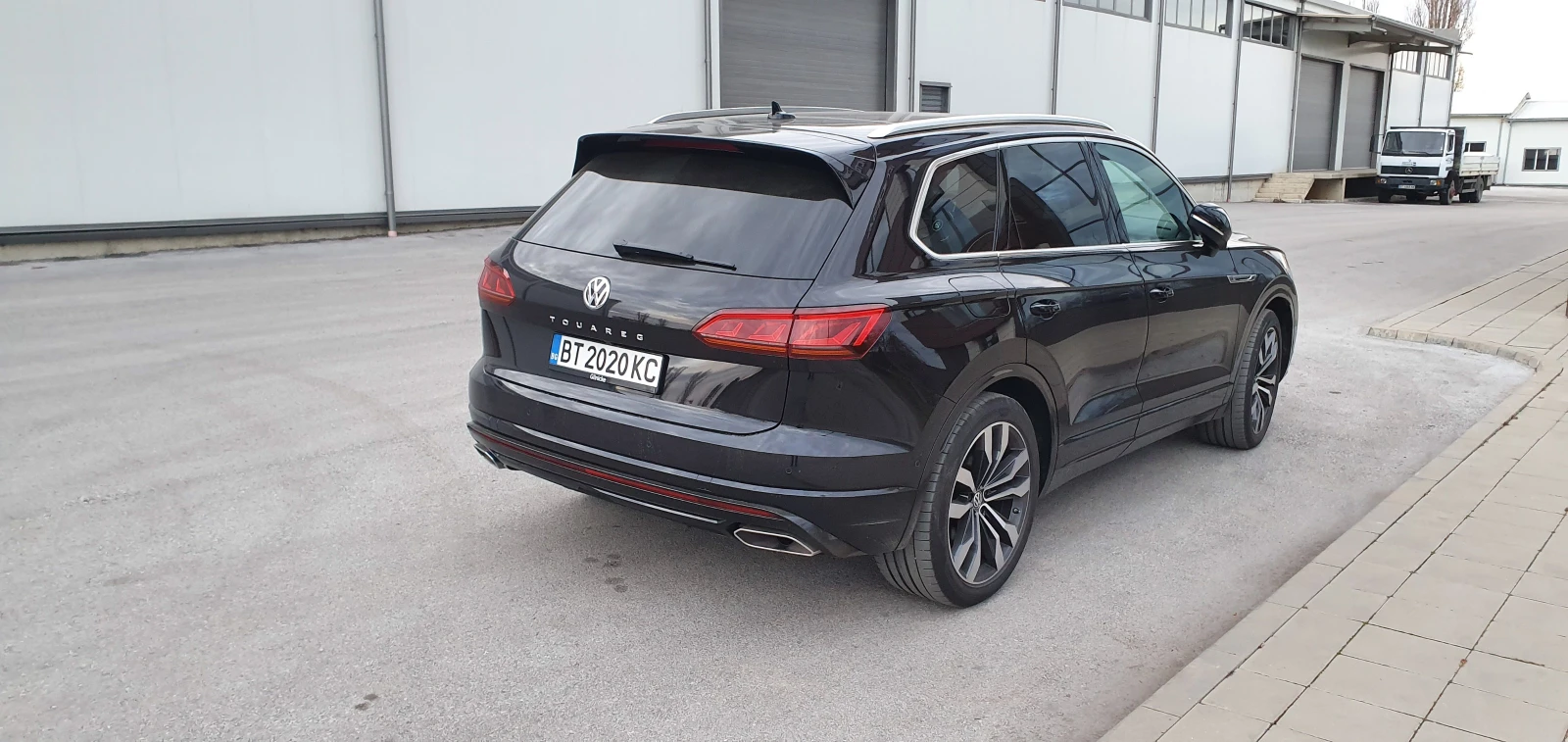 VW Touareg V6 TDI 4MOTION R-line, снимка 6 - Автомобили и джипове - 53962196