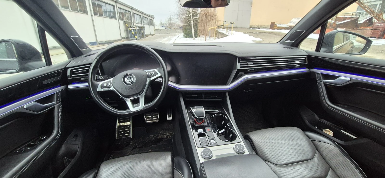 VW Touareg V6 TDI 4MOTION R-line, снимка 13 - Автомобили и джипове - 53962196