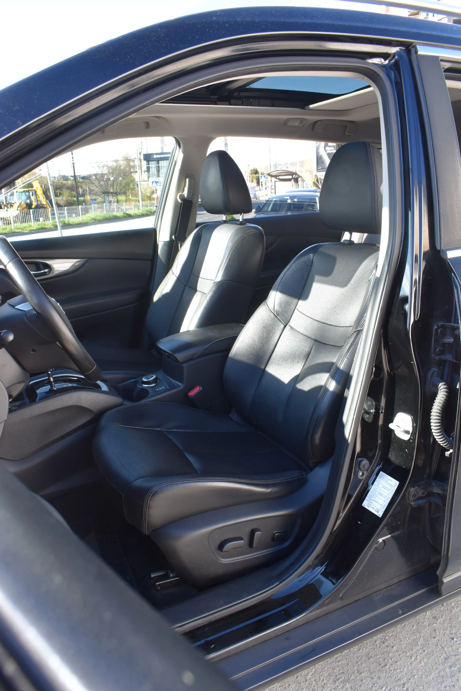 Nissan X-trail 2.0D* 177h.p* AUTOMAT* 6+ 1, снимка 11 - Автомобили и джипове - 54166398