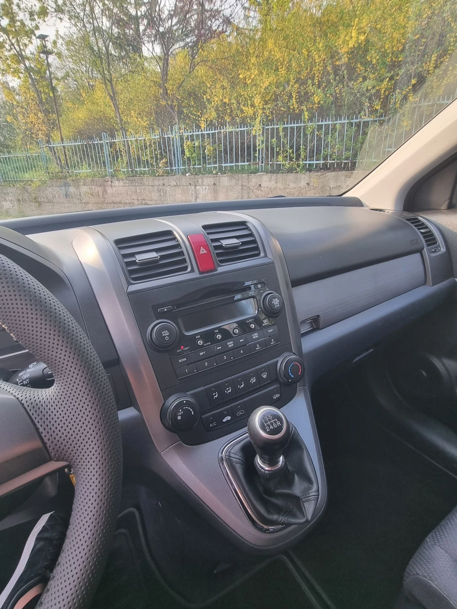 Honda Cr-v, снимка 5 - Автомобили и джипове - 54258954