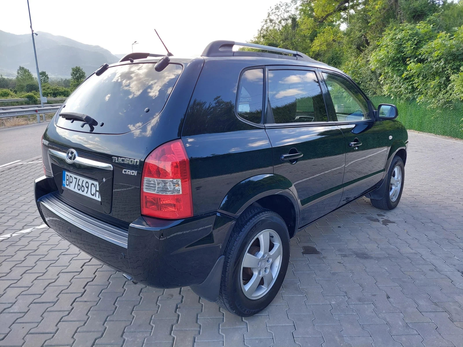 Hyundai Tucson 2.0crdi, снимка 3 - Автомобили и джипове - 54742125