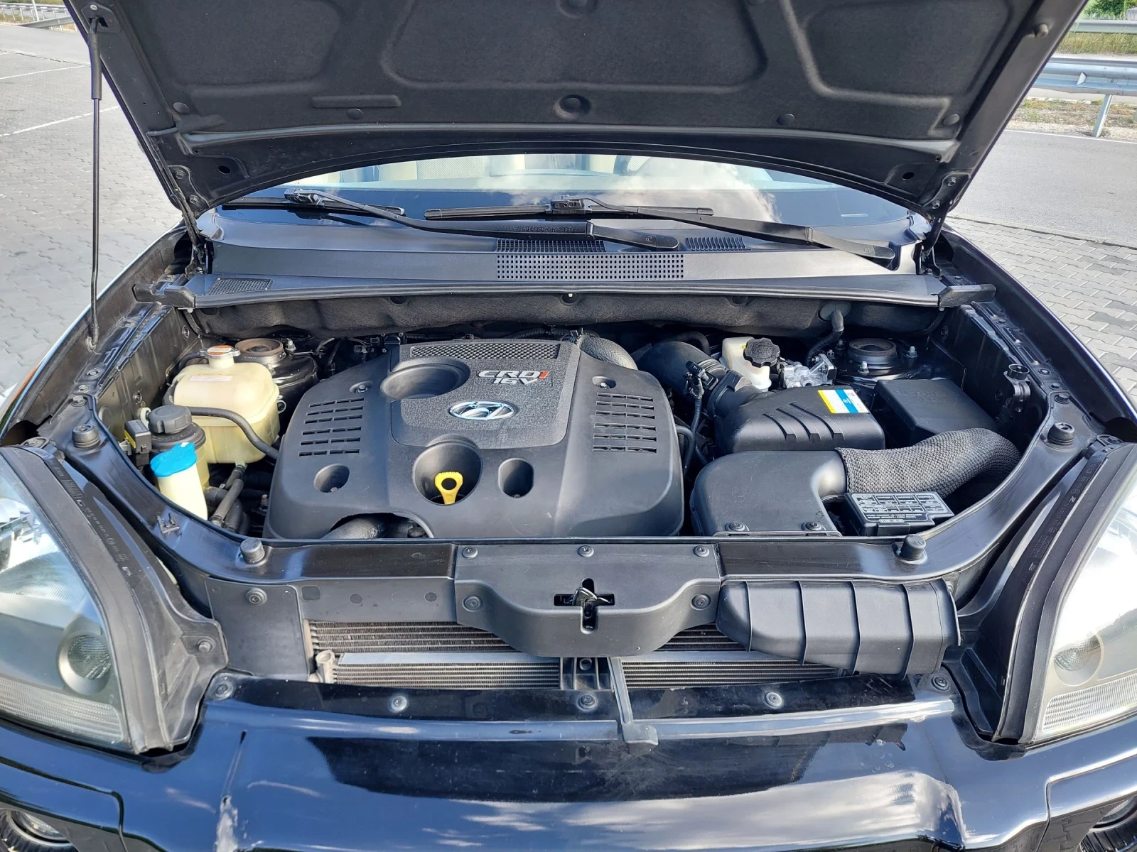 Hyundai Tucson 2.0crdi, снимка 15 - Автомобили и джипове - 54742125