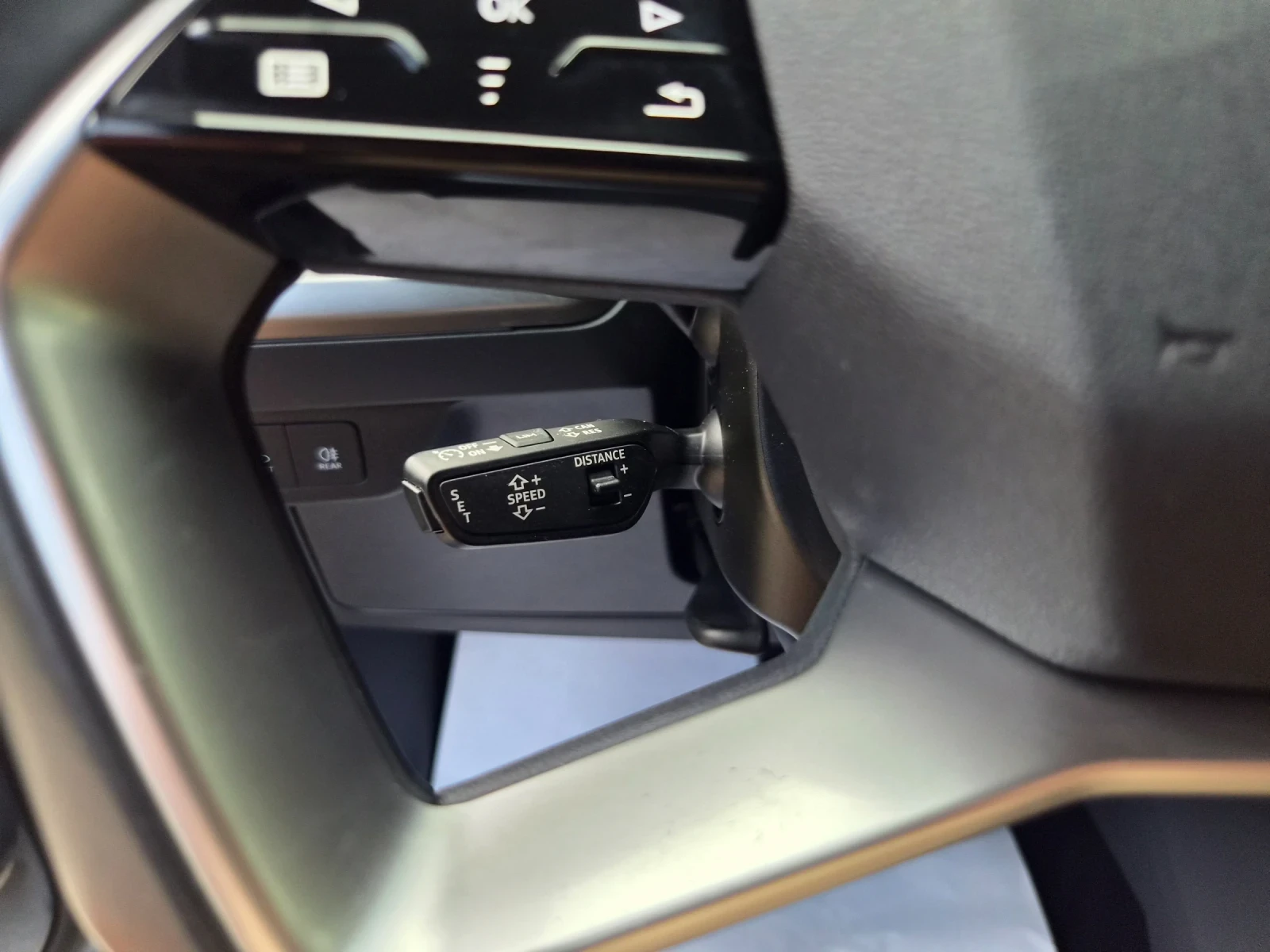 Audi Q4 E-TRON 40/82KWH/Matrix/21г, снимка 13 - Автомобили и джипове - 55317514