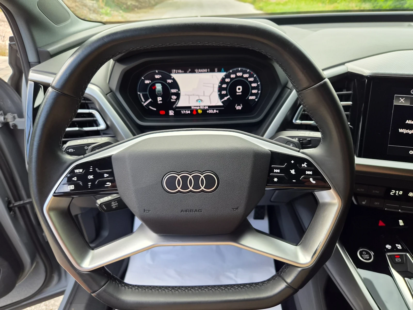 Audi Q4 E-TRON 40/82KWH/Matrix/21г, снимка 12 - Автомобили и джипове - 55317514