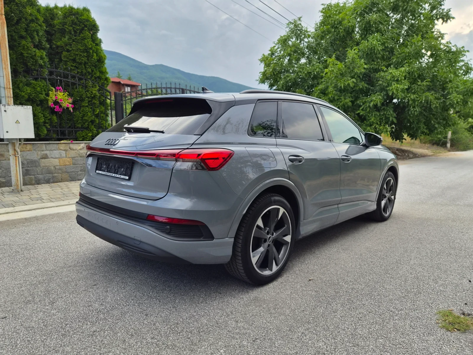 Audi Q4 E-TRON 40/82KWH/Matrix/21г, снимка 4 - Автомобили и джипове - 55317514