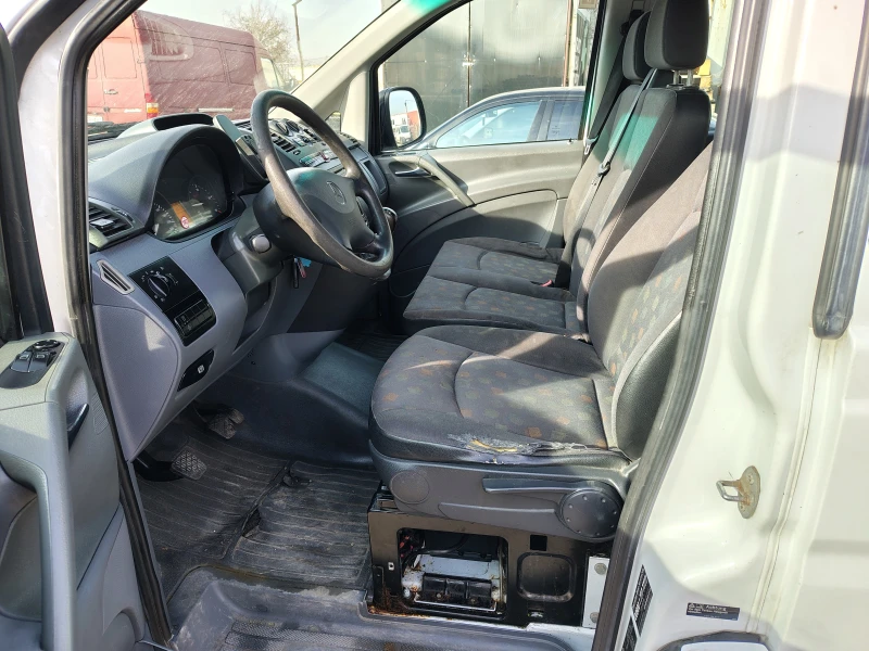 Mercedes-Benz Vito 111CDI, снимка 6 - Бусове и автобуси - 52836746