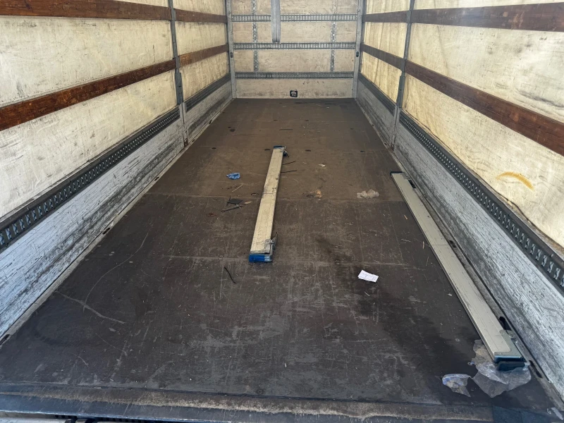 Mercedes-Benz Atego 1224 КЛИМАТИК, снимка 11 - Камиони - 51822502