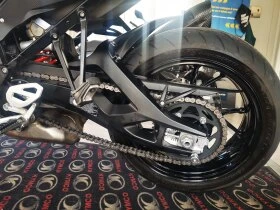 BMW S 1000XR Triple Black 2019г., снимка 10