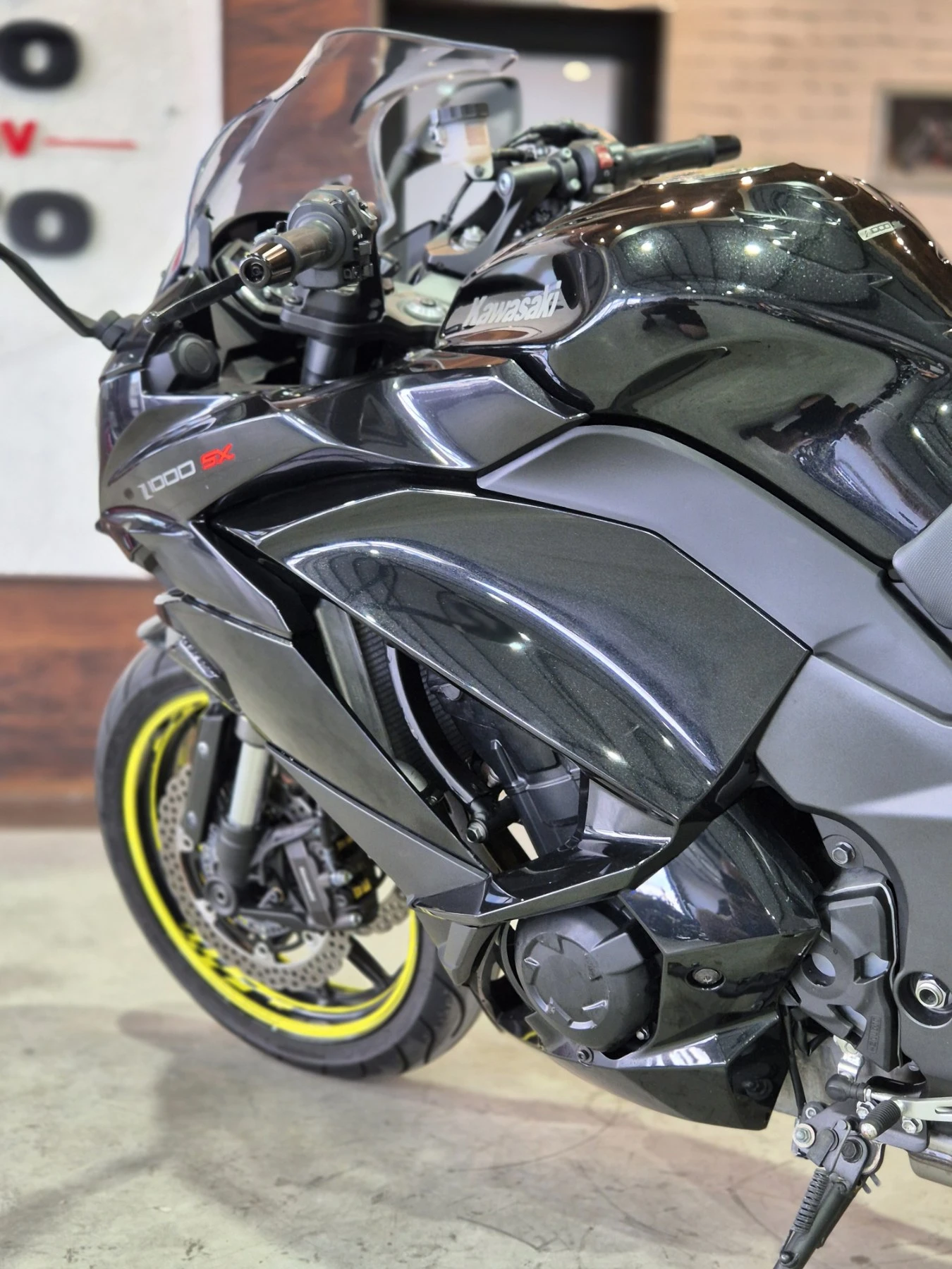 Kawasaki Z 1000SX ABS Нов внос от ШВЕЙЦАРИЯ!, снимка 12 - Мотоциклети и мототехника - 54919057