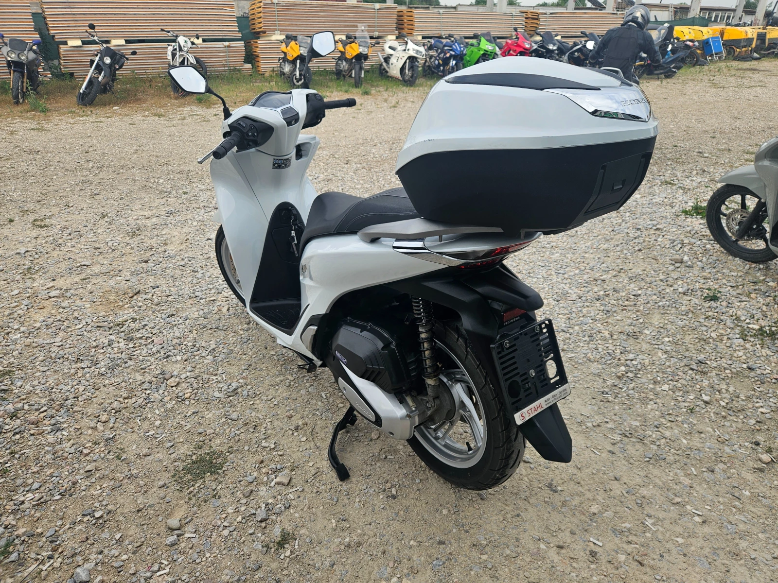 Honda Sh Лизинг Бартер, снимка 4 - Мотоциклети и мототехника - 55067257
