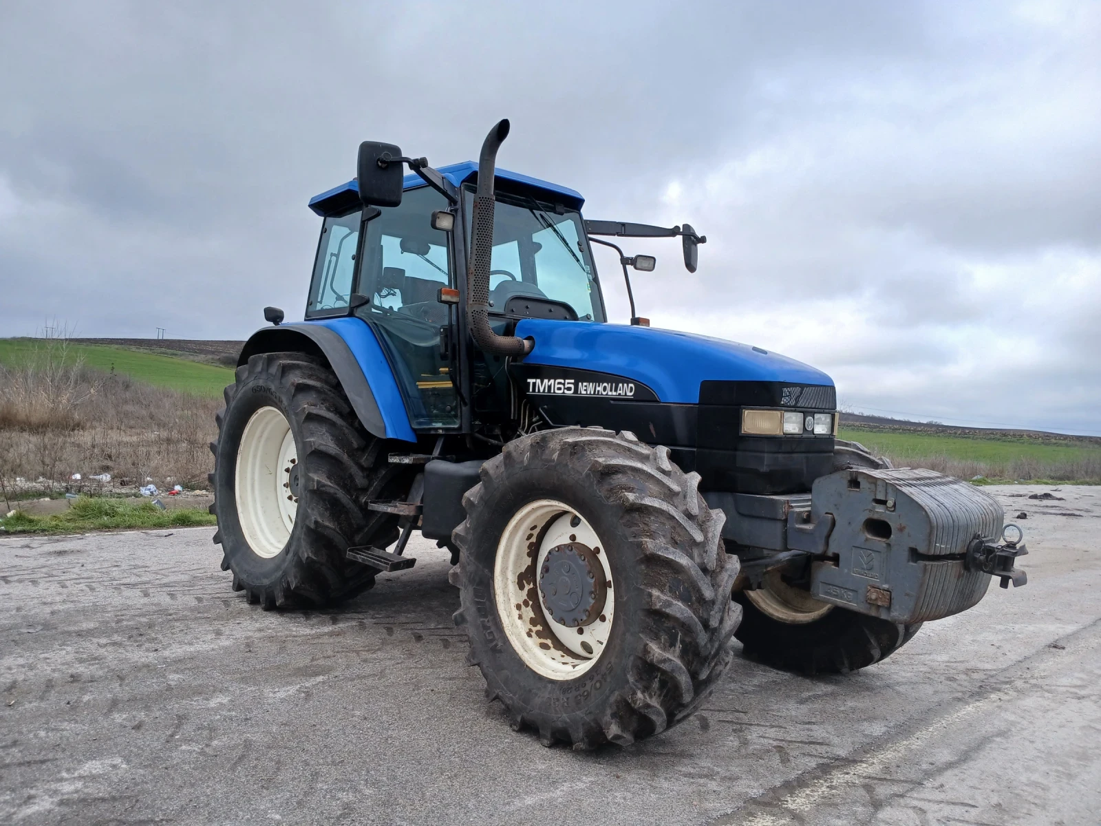 Трактор New Holland ТМ165, снимка 2 - Селскостопанска техника - 55329614