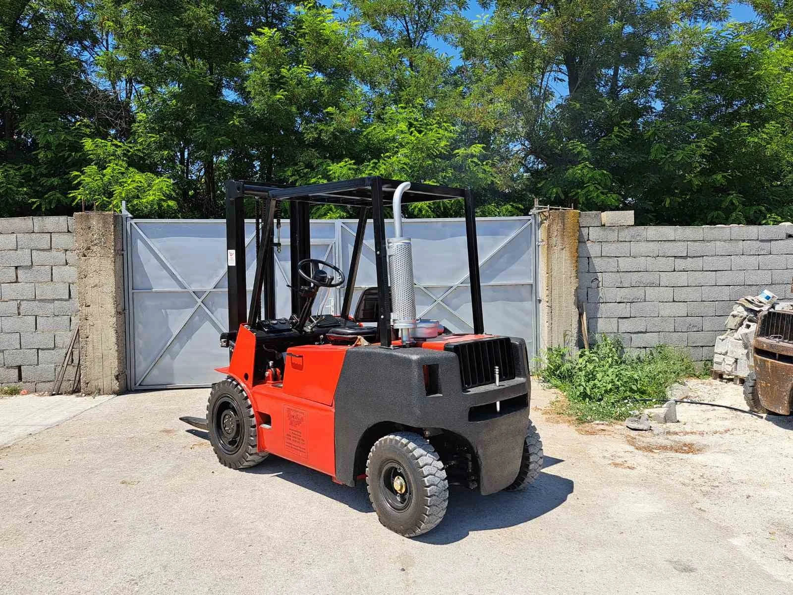  BT 3  | Mobile.bg   2