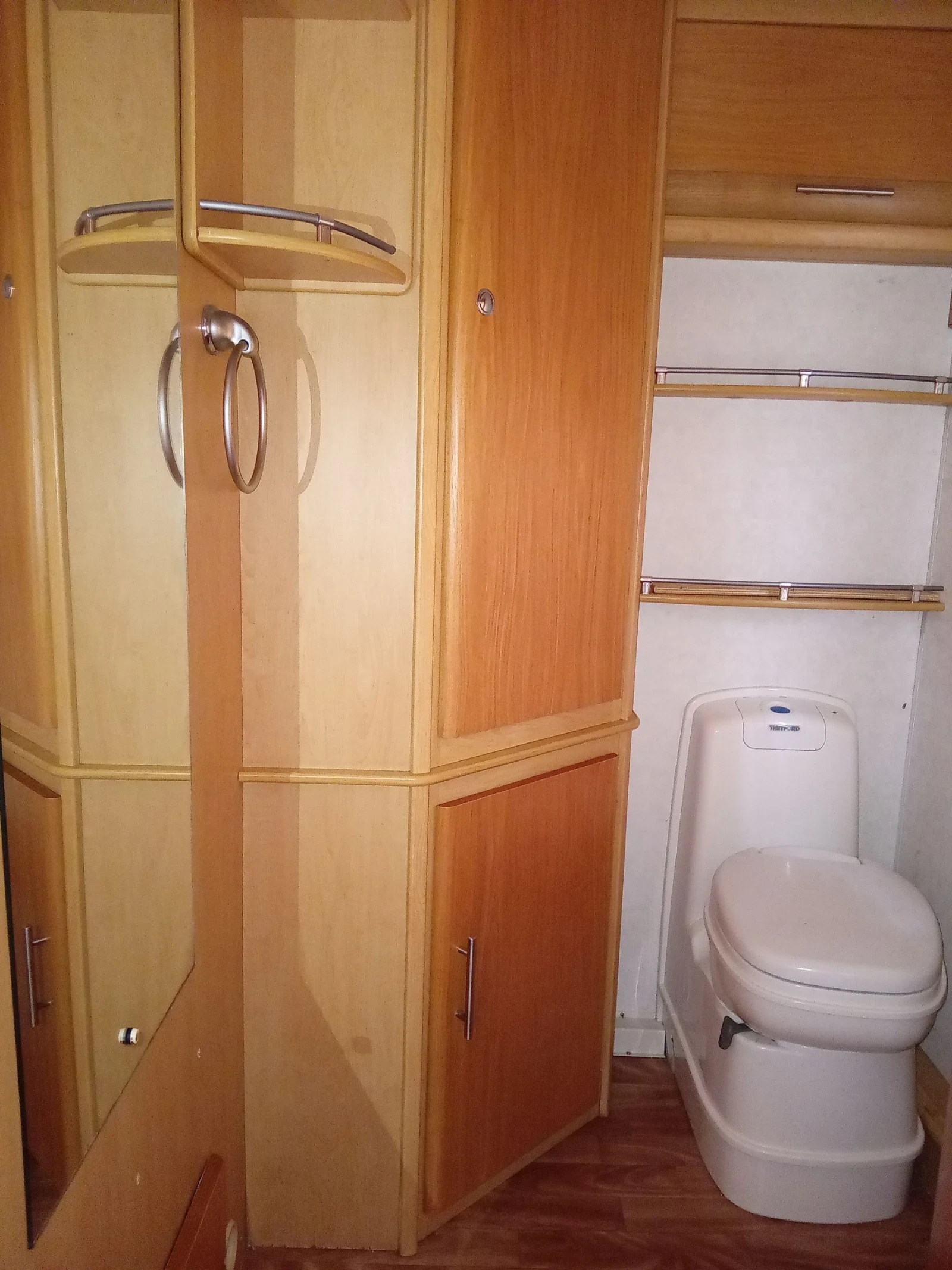 Каравана Eldis Crusader Sirocco 2005г., снимка 12 - Каравани и кемпери - 54349484