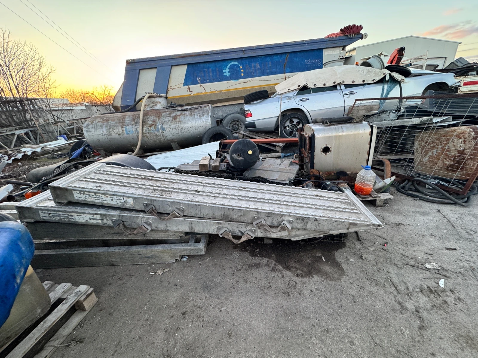 ����������� Nooteboom | Mobile.bg � ����������� 3