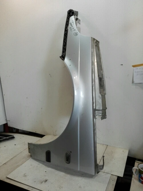 Калник ляв Сааб 9-5 сив