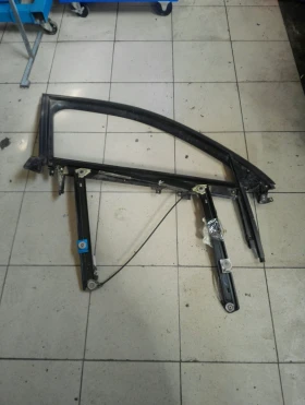 Ел машинка стъкло стъклоповдигач Ауди А4 4вр. предна дясна (без моторче)