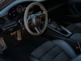 Porsche 911 Carrera 4 GTS Coupe CARFAX АВТО КРЕДИТ  - 151050 € / 295428.12 лв. - 23997297 7
