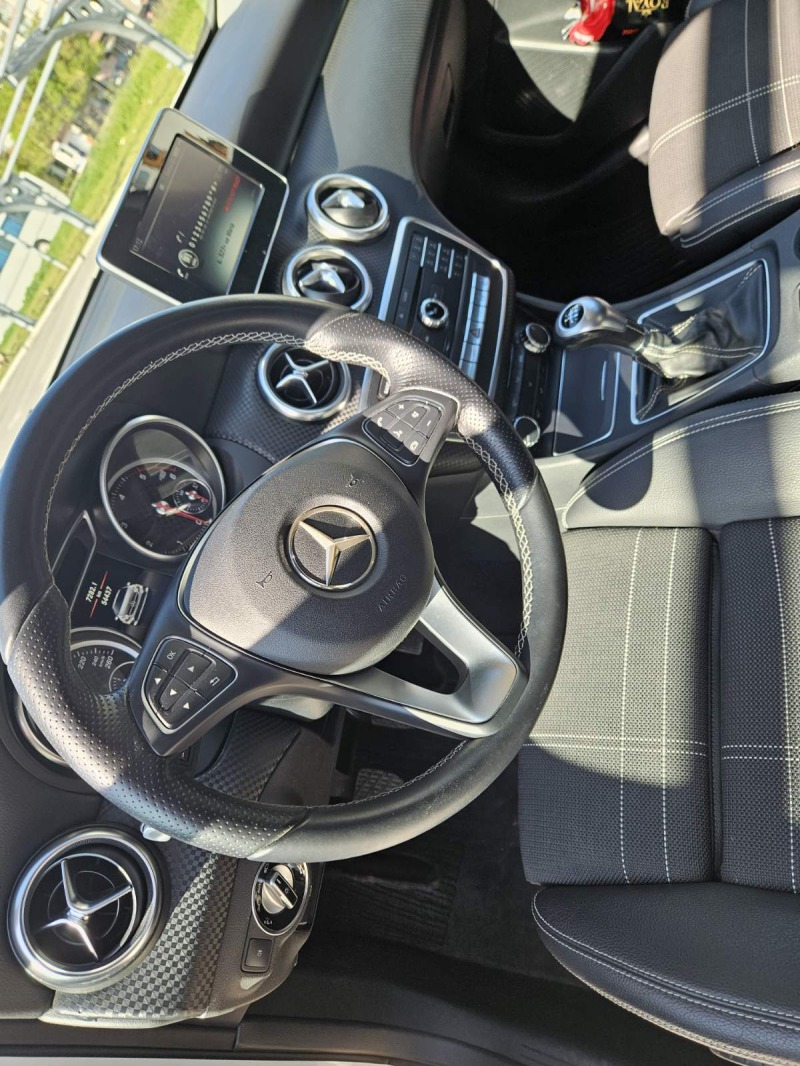 Mercedes-Benz A 180, снимка 7 - Автомобили и джипове - 43498612