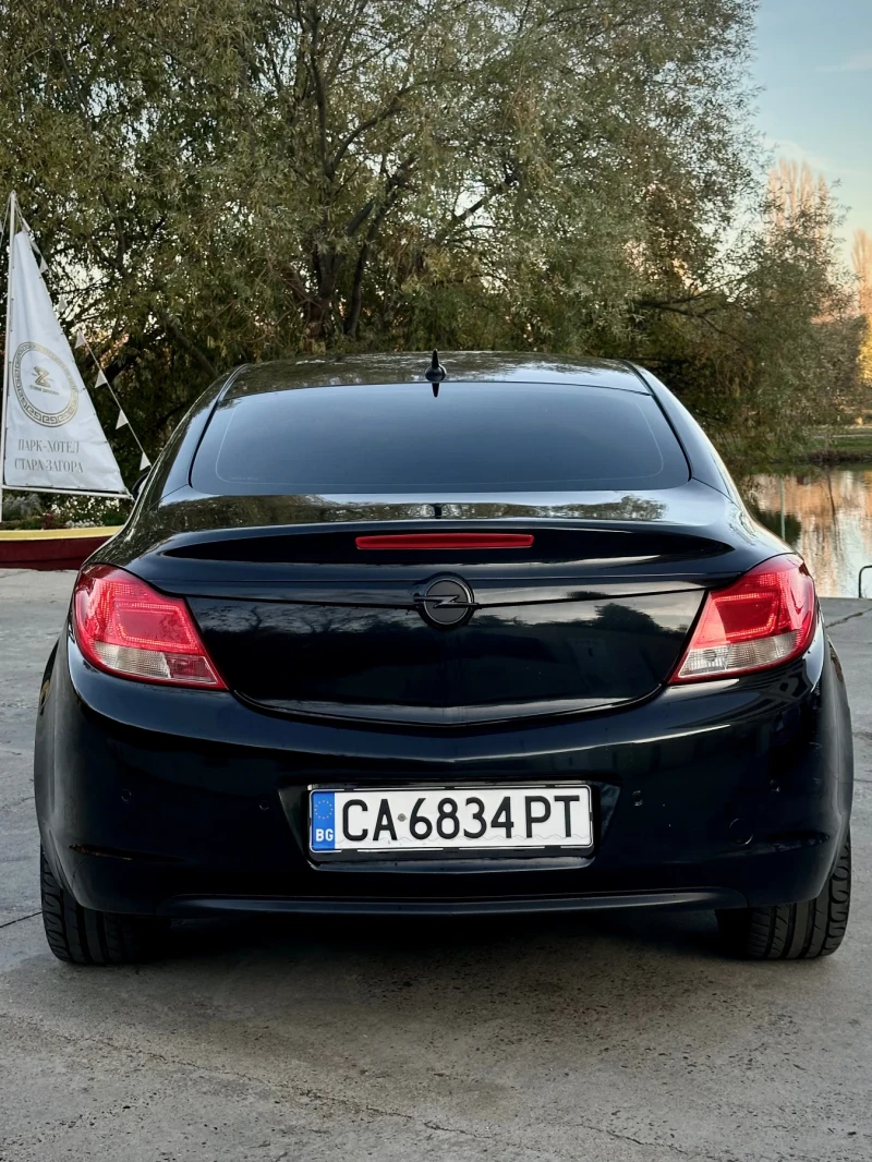 Opel Insignia 2.0 163кс, снимка 5 - Автомобили и джипове - 48015155