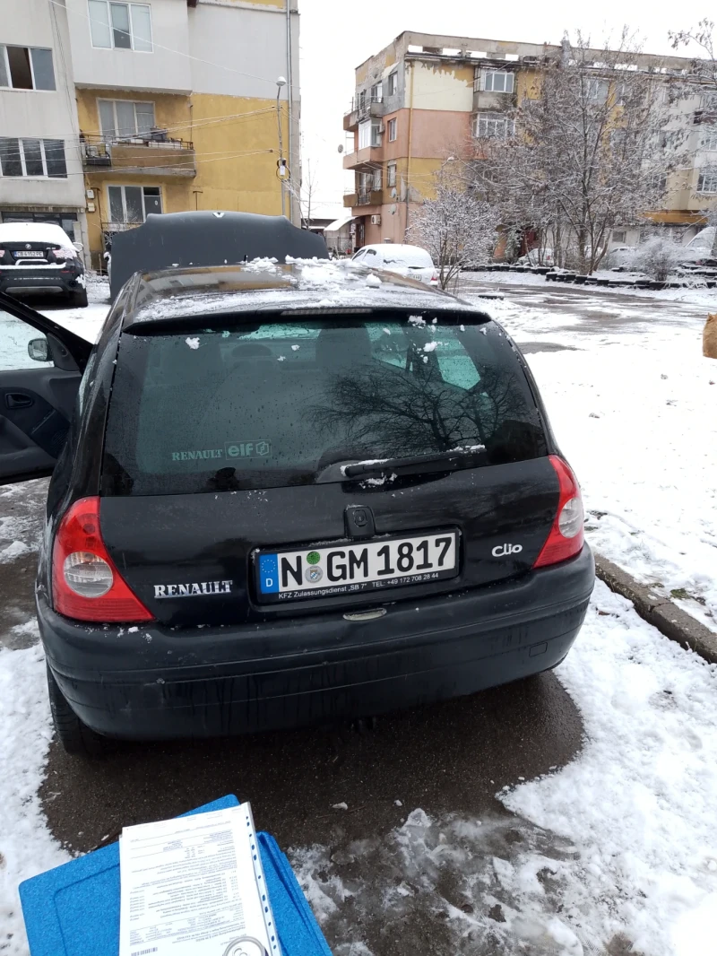 Renault Clio II, снимка 15 - Автомобили и джипове - 48465577