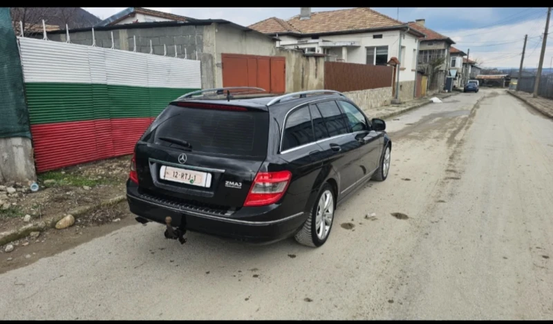 Mercedes-Benz C 200, снимка 4 - Автомобили и джипове - 49445531