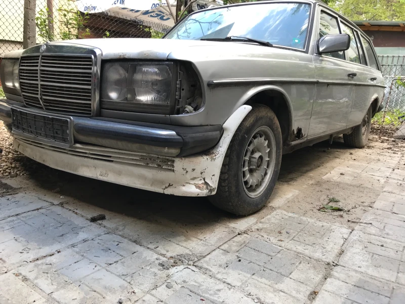 Mercedes-Benz 123, снимка 3 - Автомобили и джипове - 52672008