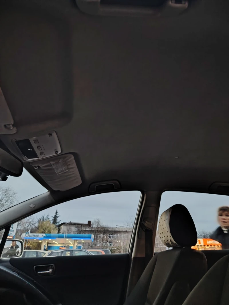 Toyota Avensis verso, снимка 9 - Автомобили и джипове - 52681800