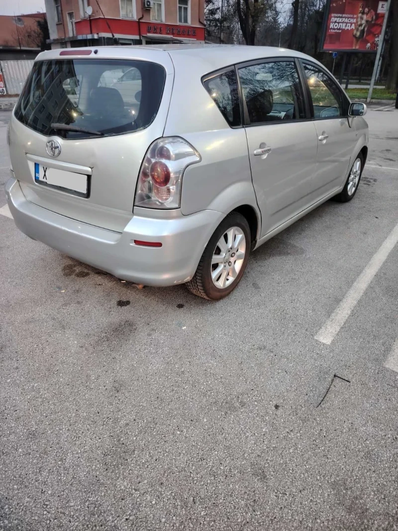 Toyota Avensis verso, снимка 3 - Автомобили и джипове - 52681800