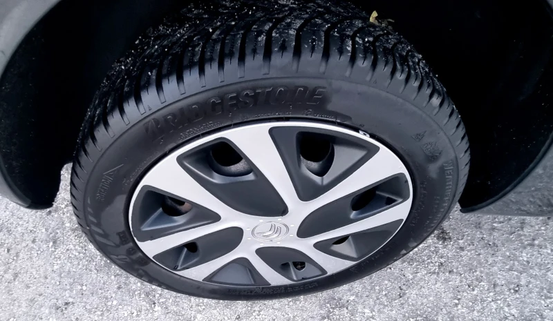 Citroen C3 1.2i 82k.c., снимка 17 - Автомобили и джипове - 52851337