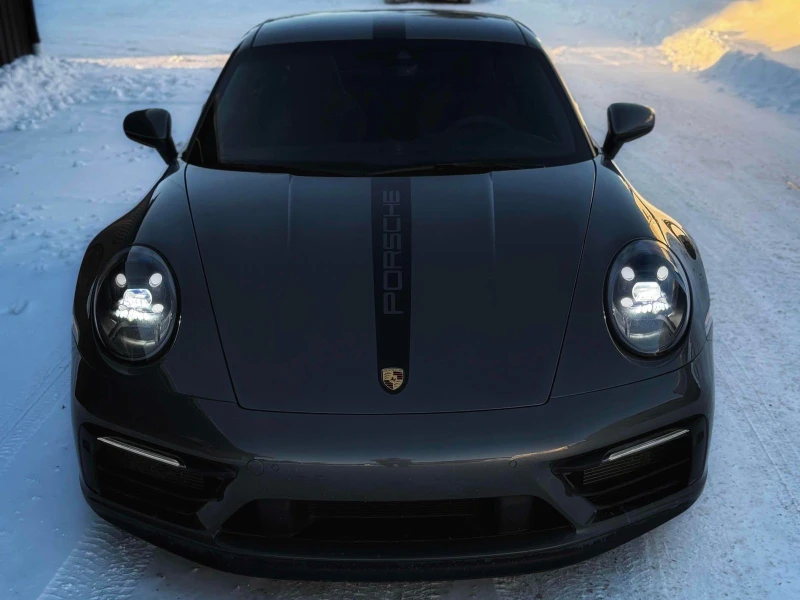 Porsche 911 Carrera 4 GTS Coupe CARFAX АВТО КРЕДИТ , снимка 2 - Автомобили и джипове - 53246857