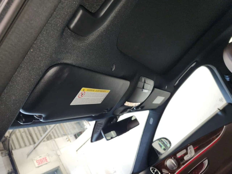 Mercedes-Benz E 300 4MATIC* BURMESTER* АМБИЕНТНО* PANORAMA* , снимка 14 - Автомобили и джипове - 53513727