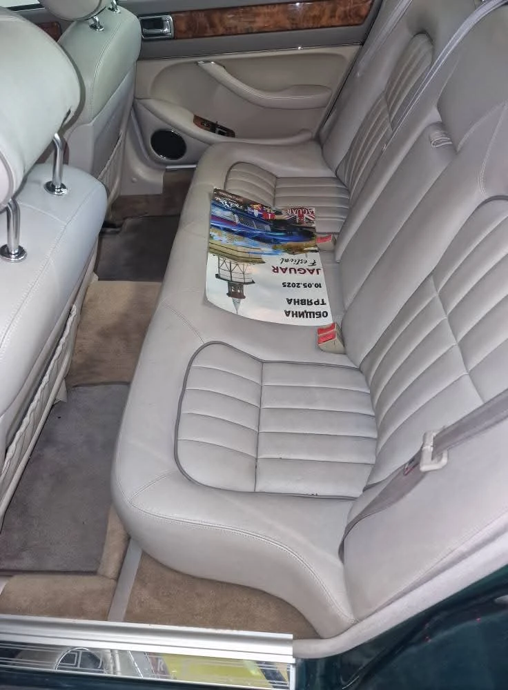 Jaguar Xj, снимка 16 - Автомобили и джипове - 52371621